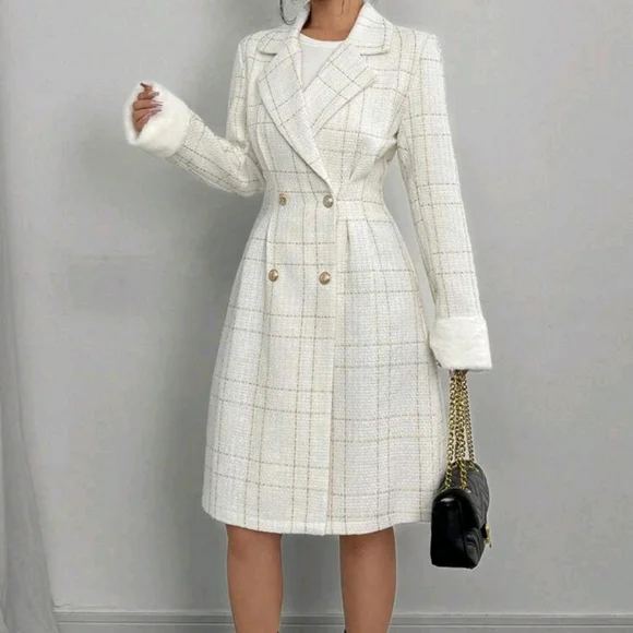 Elegant Stand Collar Contrast Color Chinese Style Button Cloak-Style Shawl Women - Picture 3 of 4